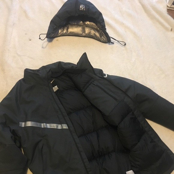 NIKE NFL Super Bowl Jacket. - Picture 3 of 6